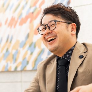 記事「【インタビュー】CXO決定者の声「 Chatwork　鳶本氏 」」の画像